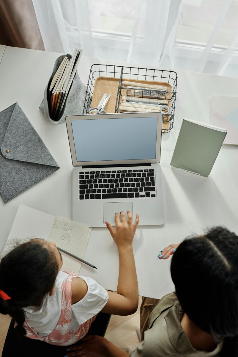 Kiedy lekcje online 2025? Nowe możliwości i zmiany w edukacji zdalnej w Polsce